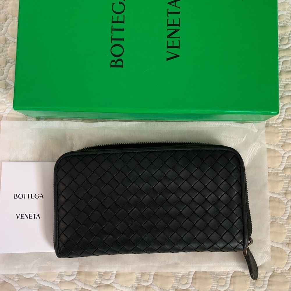 Bottega Veneta Black Intrecciato Leather Wallet